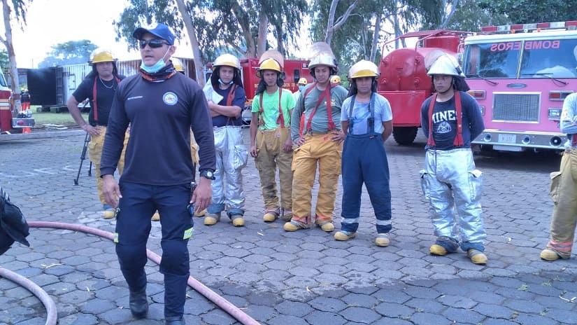 BOMBEROS